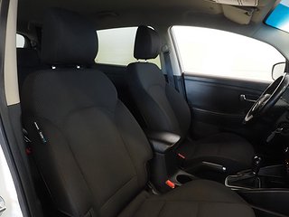 Minibuss Kia Carens 16 av 20