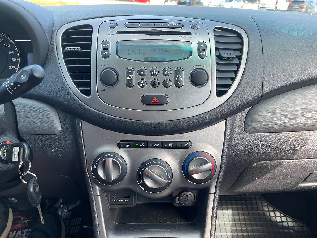 Hyundai i10 1.1 iRDE Premium, Årsskatt 360 kr, ENDAST 12180 mil