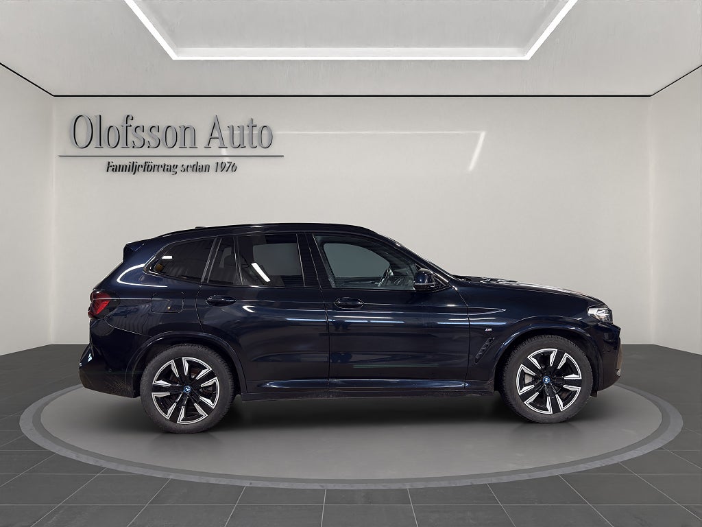 BMW iX3 M Sport Glastak Cockpit Läder Drag - bild 2