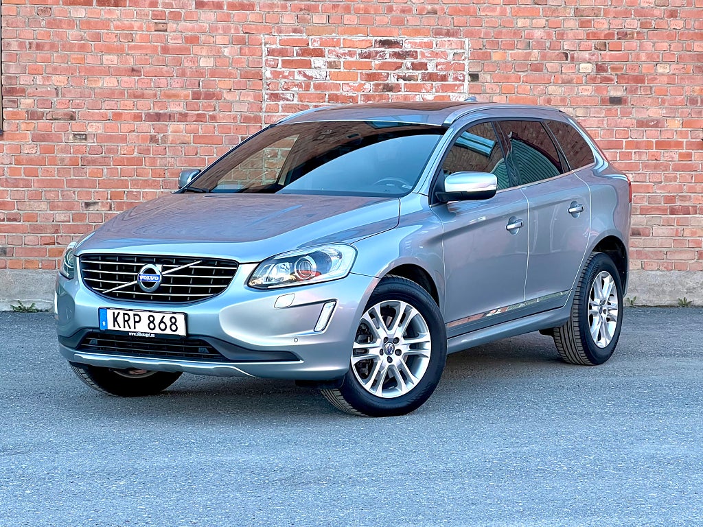 Volvo XC60 D5 AWD Geartronic Summum Euro 5 / panorama / drag / nav