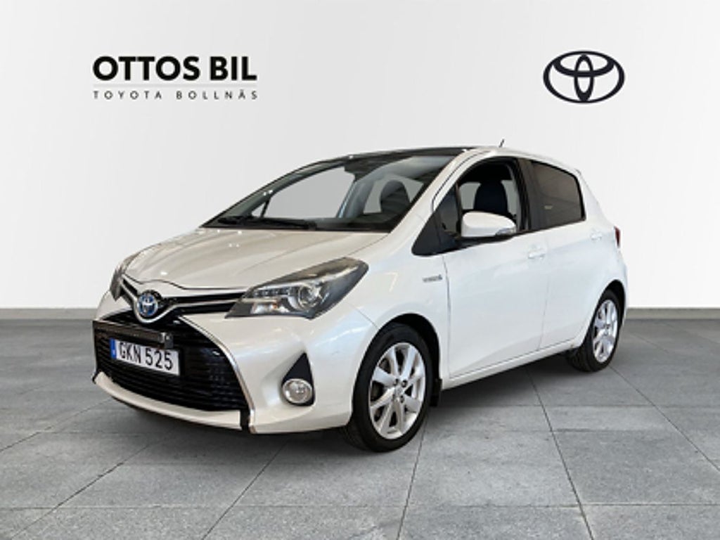 Toyota Yaris Hybrid 1.5 e-CVT, 101hk - Executive / V-hjul, MoK, LED-ramp, Gla