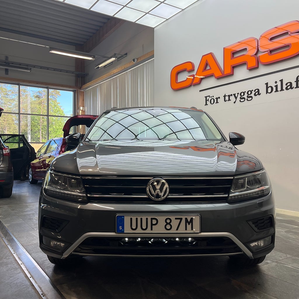 Volkswagen Tiguan 2.0 TSI 4M Offroad Edition Cockpit Backkamera Värmare