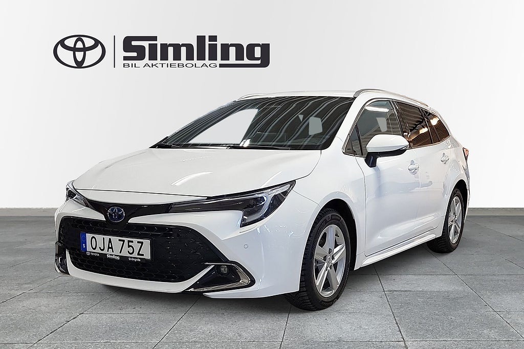 Toyota Corolla TS 1,8 Hybrid Style / Vinterhjul
