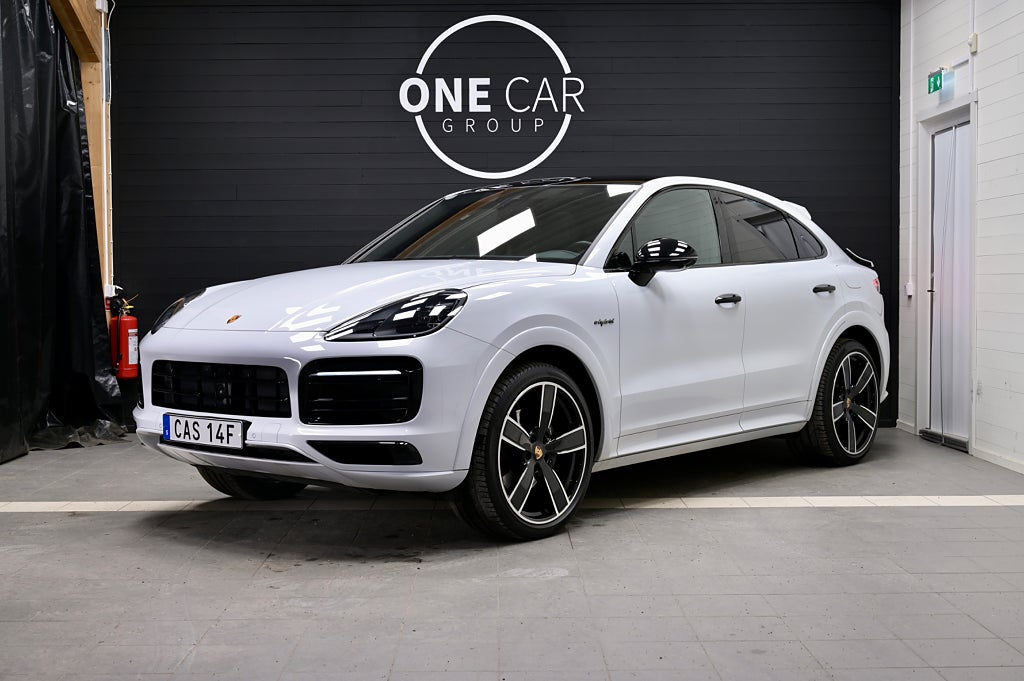 Porsche Cayenne E-Hybrid Coupé Platinum edition 462HK