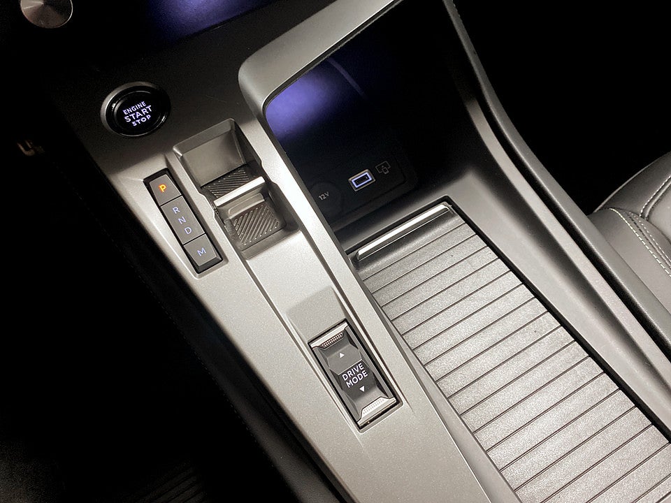 Bild på Peugeot 308 5D GT 1.2 PT 130hk Aut - 360,ELSTOL,CARPLAY