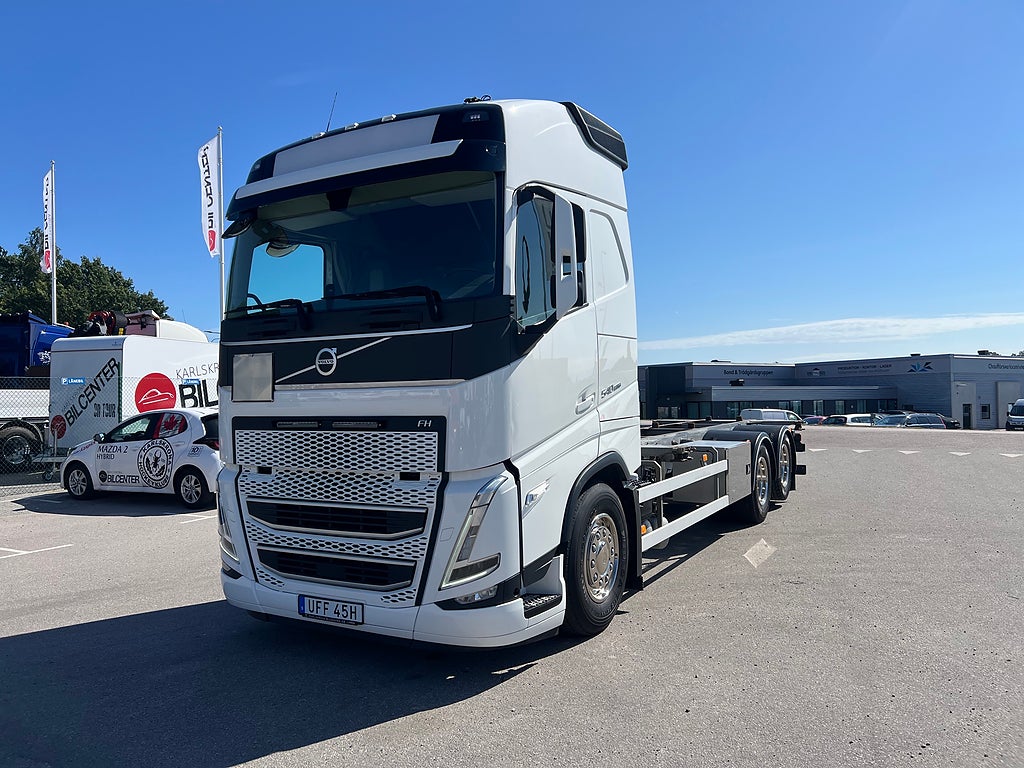 Volvo FH13 540 6x2 Containerede / Lösflaksbil, I-See