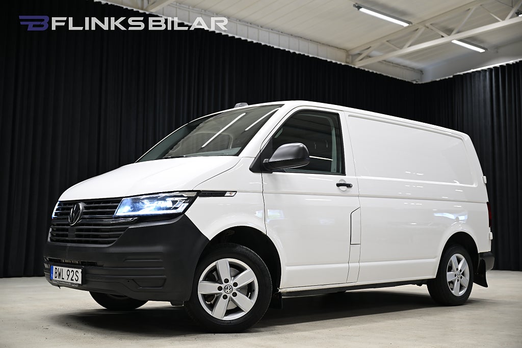 Volkswagen Transporter 4Motion DSG 150HK L2 Drag|Värmare|LED|UppvärmtSkåp|Moms