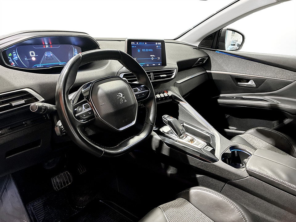 Bild på Peugeot 3008 Allure 1.2 PT 130hk Aut P-SENSORER 