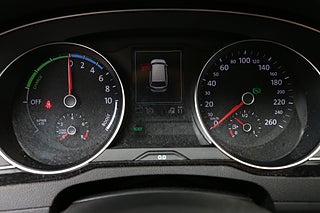 Kombi Volkswagen Passat 15 av 26