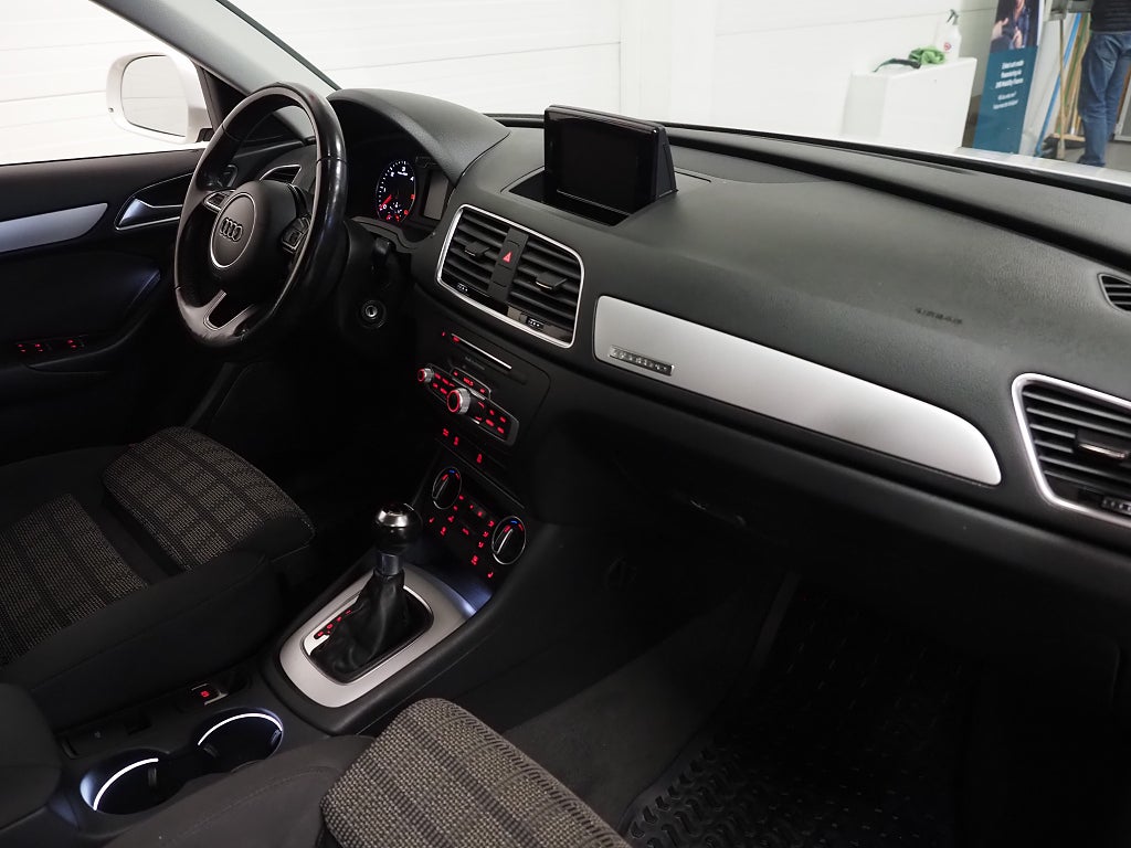 Audi Q3 2.0 TDI 150hk quattro S Tronic | Drag | PDC | 2017