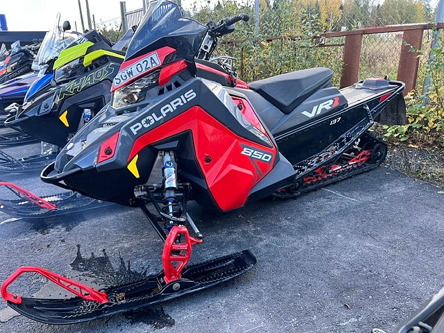 Polaris Indy VR1 850 137