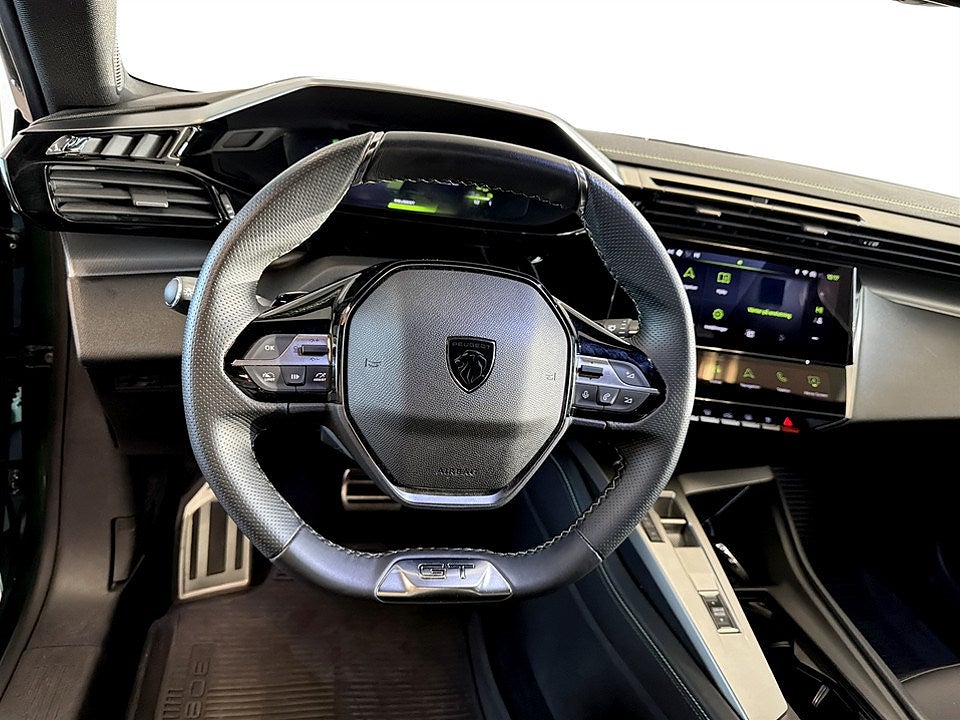 Bild på Peugeot 308 5D GT 1.2 PT 130hk Aut - 360,ELSTOL,CARPLAY