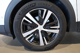 SUV Peugeot 5008 7 av 19