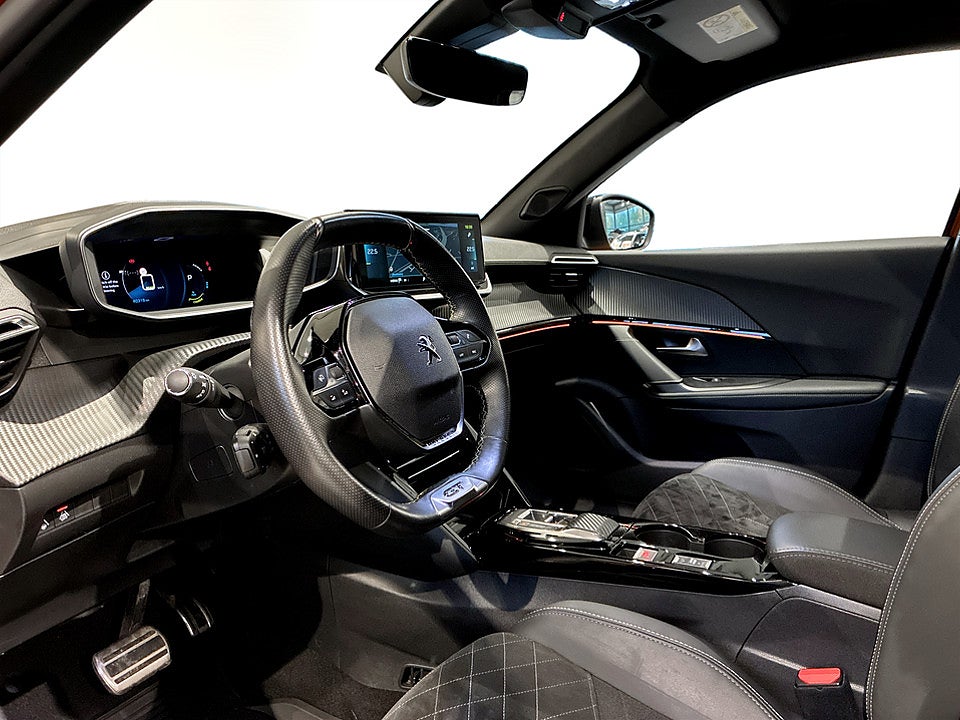 Bild på Peugeot e-2008 GT 50 kWh 136hk Aut B-KAMERA NAVI