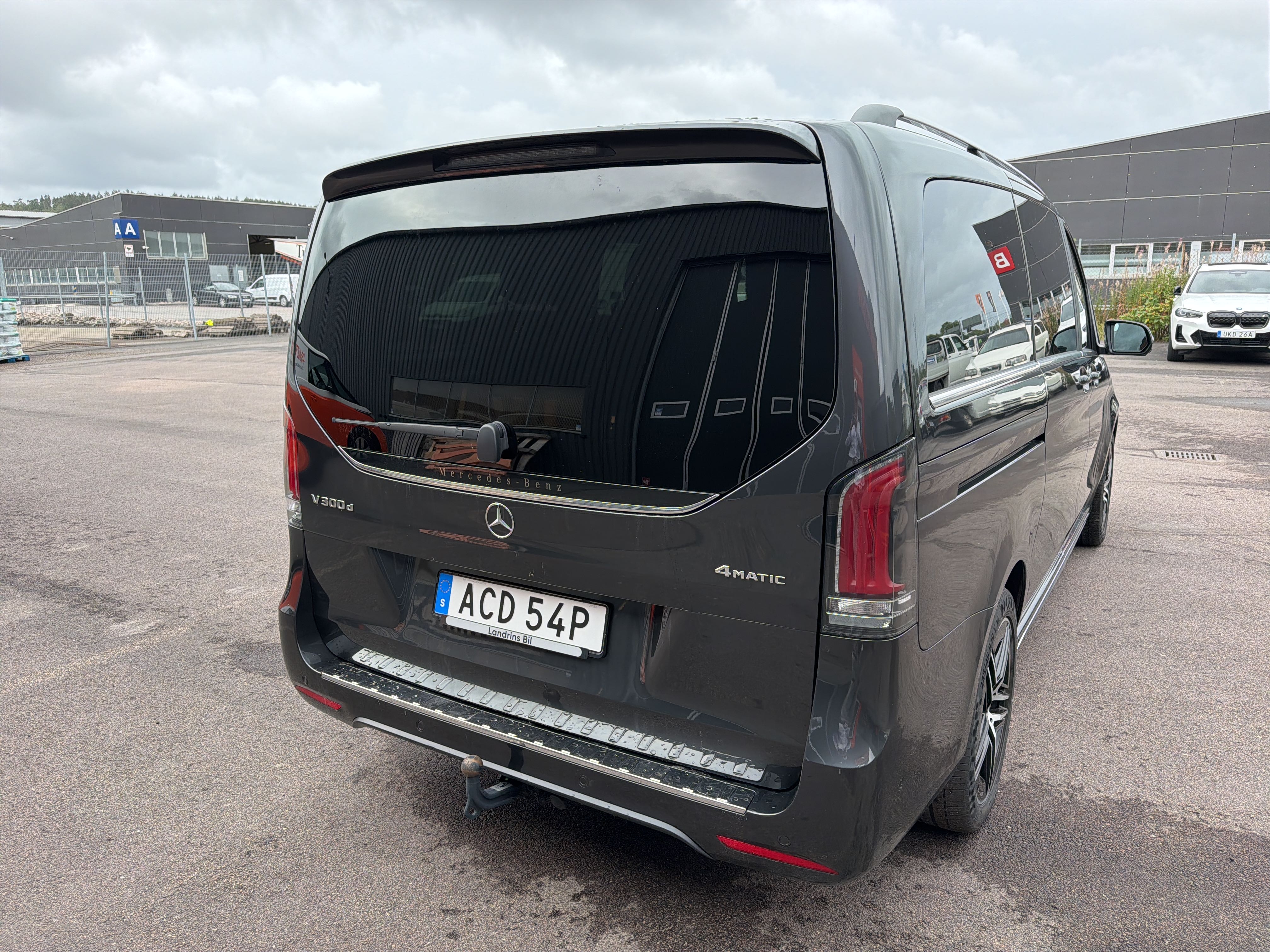 Mercedes-Benz V 3.2t 2025, bild 4/10