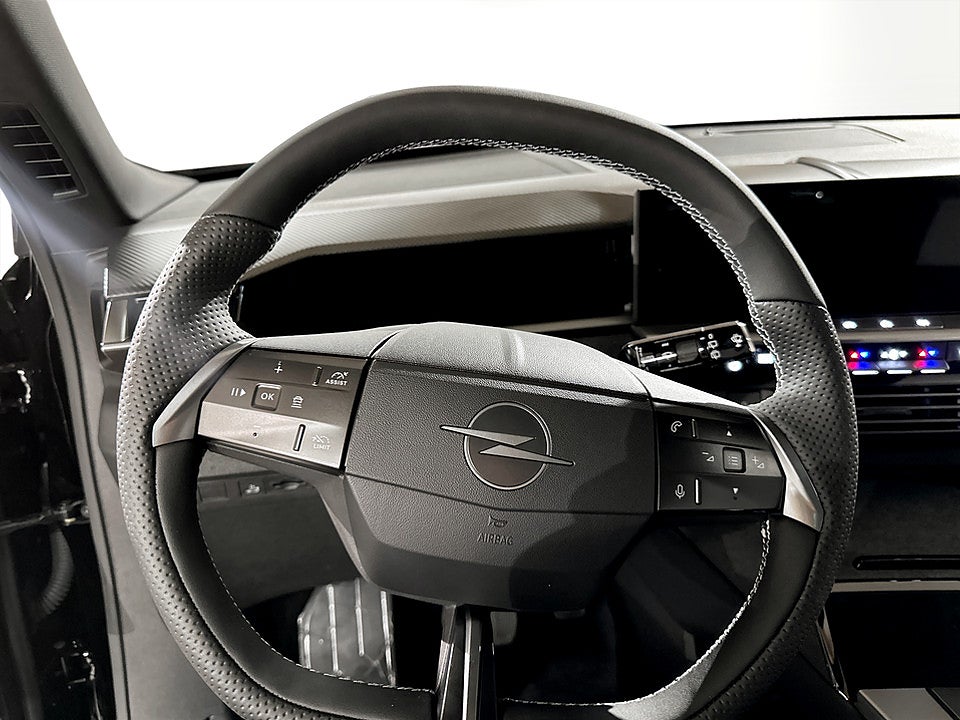 Bild på Opel Grandland GS Hybrid 136hk Aut - OMGÅENDE LEVERANS!