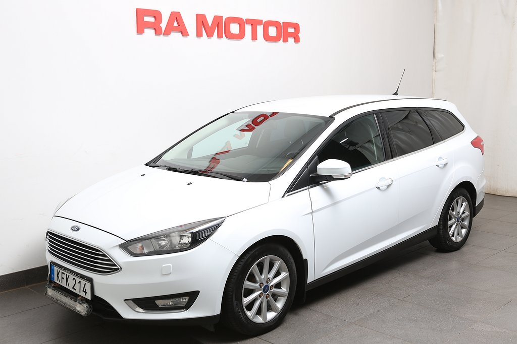 Ford Focus 1,0 EcoBoost 125hk Titanium Kombi Aut Dragkrok 2016