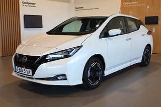 Halvkombi Nissan Leaf 1 av 18