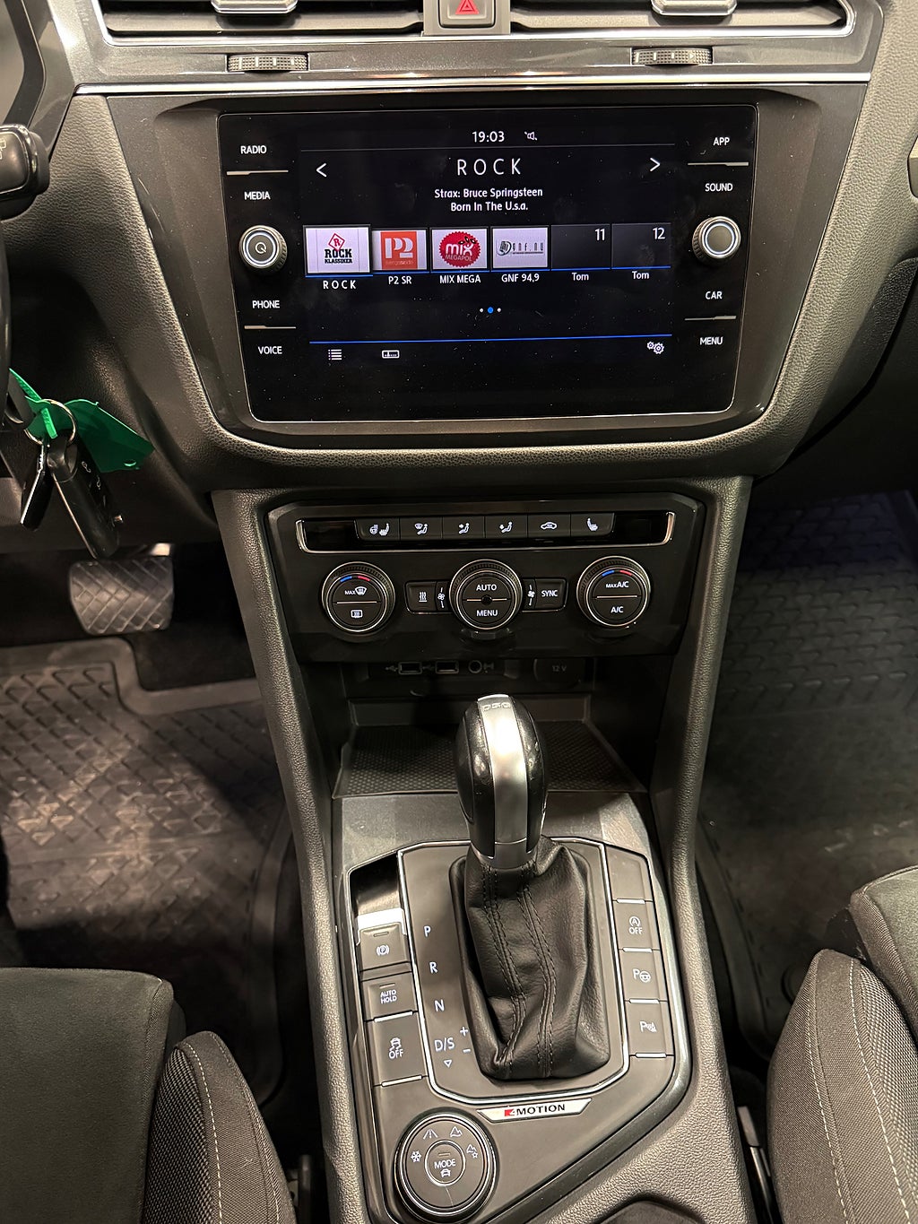 Volkswagen Tiguan Allspace 7-sätes 2.0 TSI 4Motion Base V-hjul Hemleverans - miniatyr 18