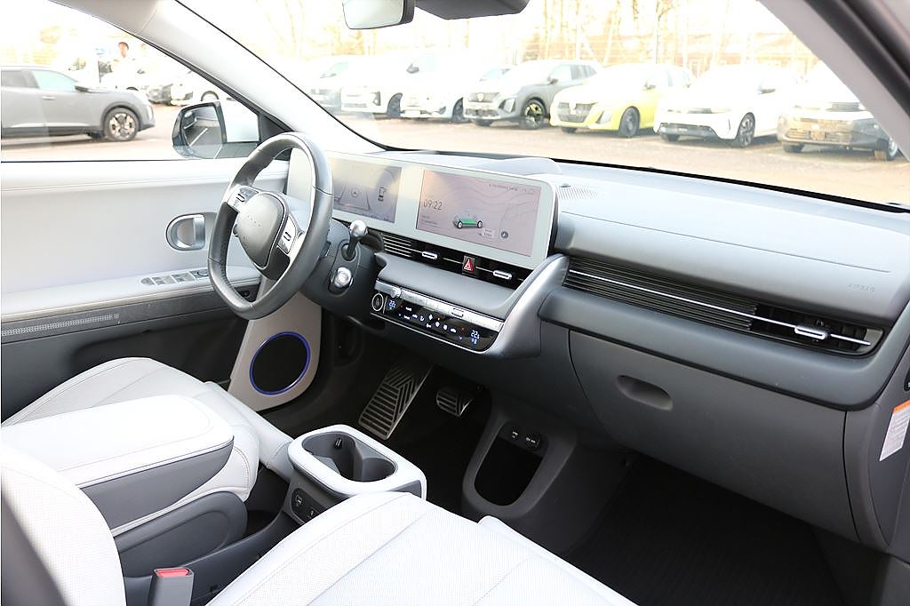 Bild på Hyundai IONIQ 5 Advanced 72.6 kWh 306hk Aut AWD - SOLCELLER