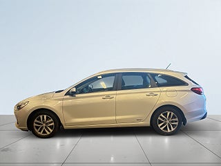 Hyundai i30 Wagon 1.4 T-GDi/S&V-Däck/MoK/P-sens/Låg Skatt – bild 4
