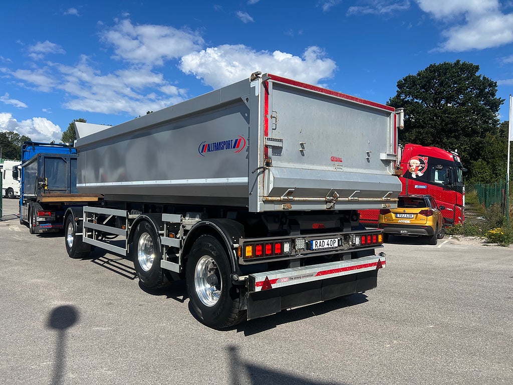 Övriga Roadex 3 Axlad tippvagn,