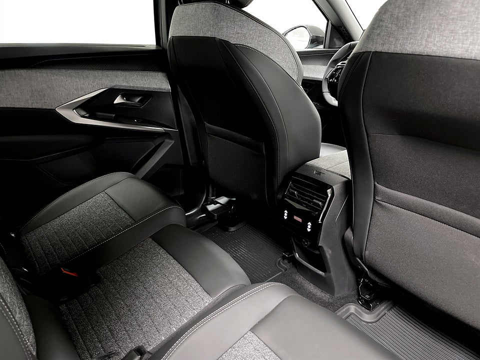 Bild på Peugeot 5008 Allure Hybrid - KAMPANJ! PRIVATLEASA FRÅN 24 MÅN