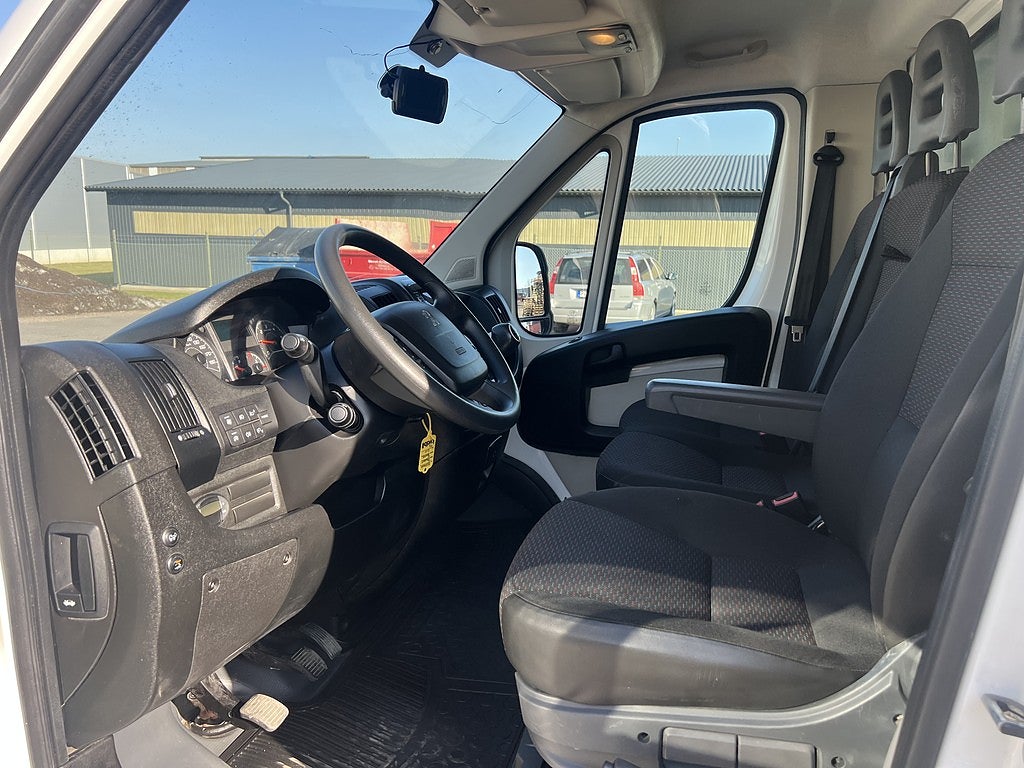 Peugeot Boxer Chassi Cab 335 2.0 BlueHDi Euro 6, bild 6