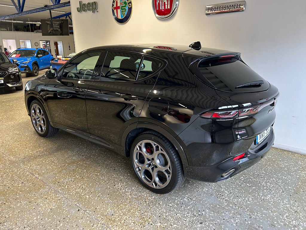 Alfa Romeo Tonale 2023 - miniatyr 2