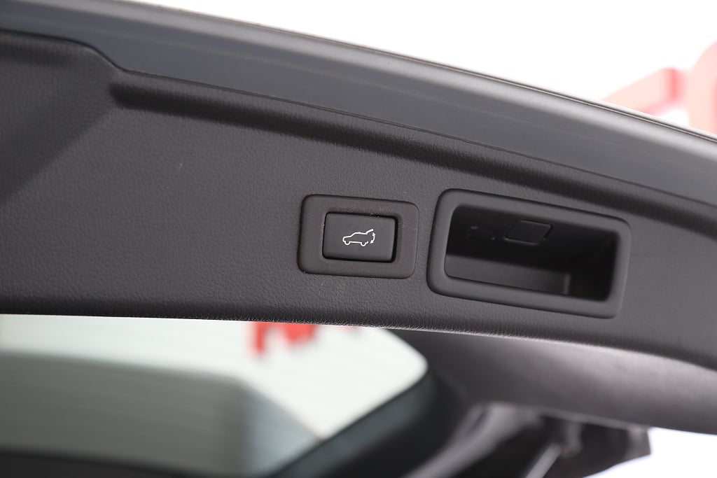 Subaru Forester 2,0i 150hk XE AWD Aut Skinn Extraljus Dragkrok 2019