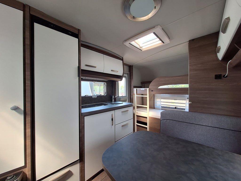 Knaus Sport Silver Selection 540 FDK Barnkammare, 1 Ägare