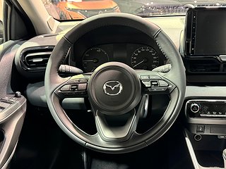 Halvkombi Mazda 2 11 av 16