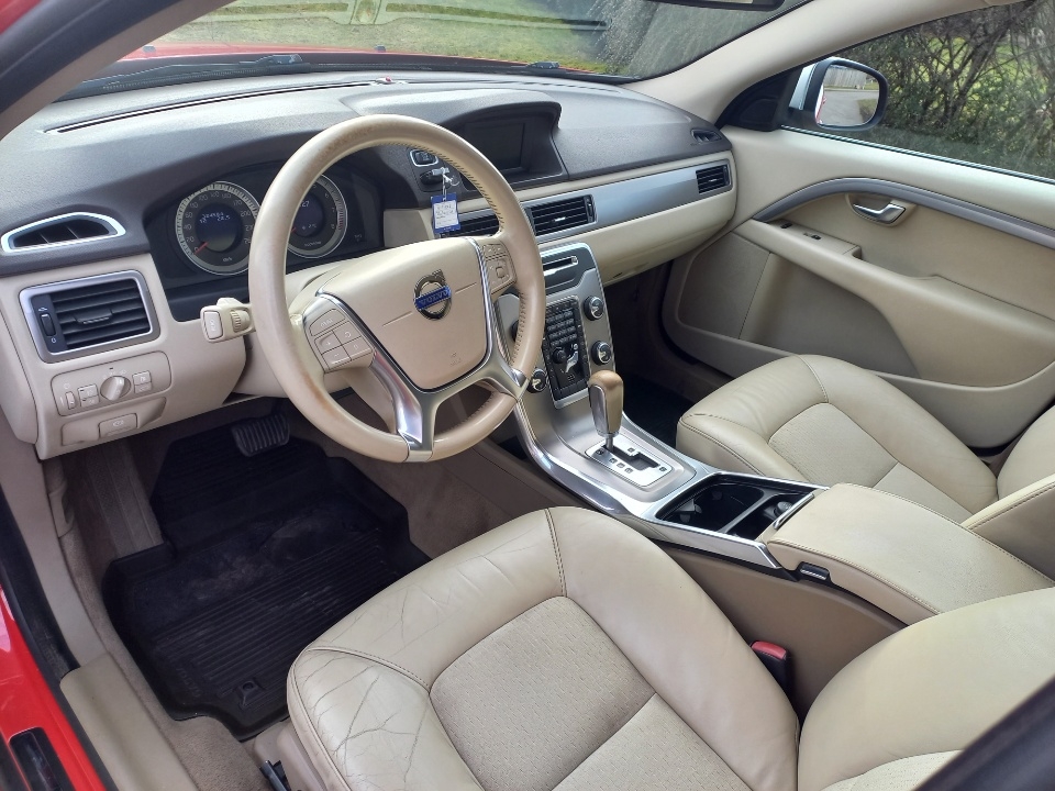 Volvo V70 T4F Powershift Momentum 2012, bild 3/32