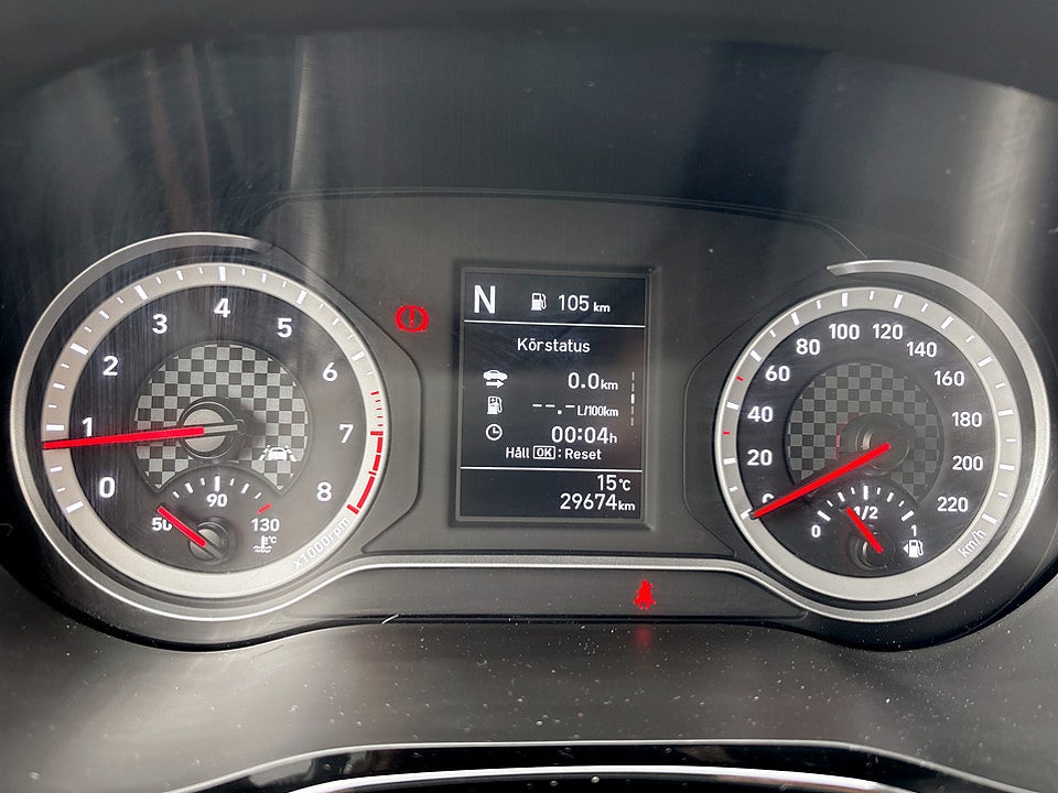 Bild på Hyundai i10 Essential 1.0 blue AMT 67hk Aut CARPLAY RATTVÄRME