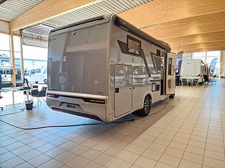 Husbil-halvintegrerad Adria MATRIX SUPREME MB 670 SL 3 av 15