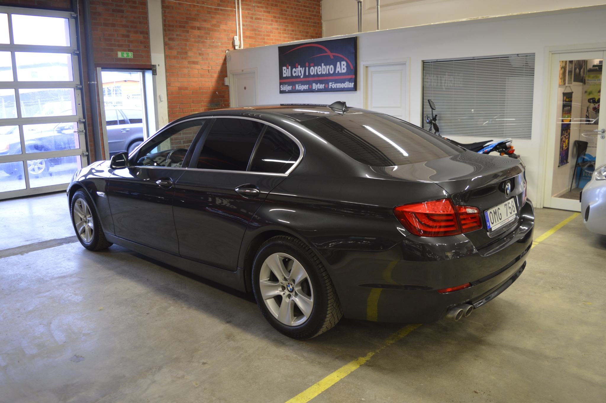 BMW 520 2011, photo 5/43