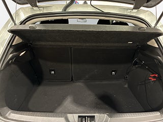 Renault Mégane 1.5 dCi Farthållare ISOFIX MOMS S&V-däck