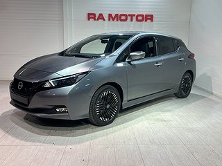 Halvkombi Nissan Leaf