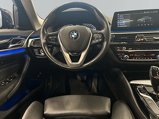 BMW 530e iPerformance Sport line S&V-hjul/Navi/Kamera/Pvärm
