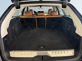 BMW 530e xDrive Touring MOMS Drag Kamera Rattvärme Navi S&V-däck