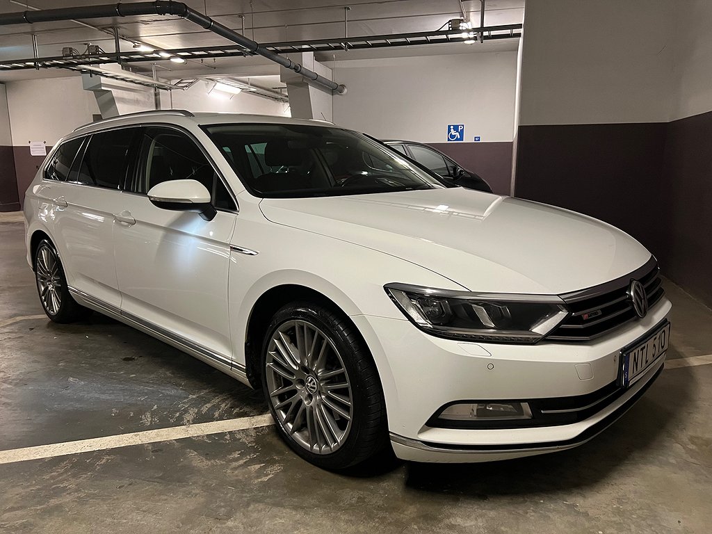 Volkswagen Passat Sportscombi 2.0 TDI  4Motion GT Värmare