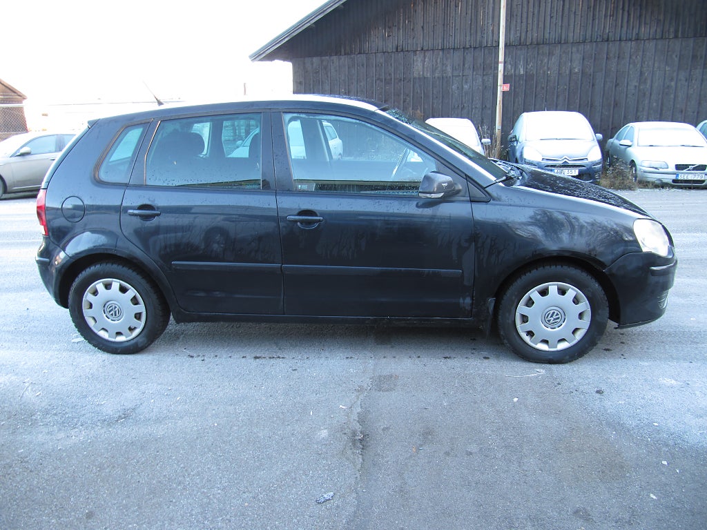 Volkswagen Polo 1.4 TDI DPF Comfortline AC/DRAG/SoVHjul/Bes.