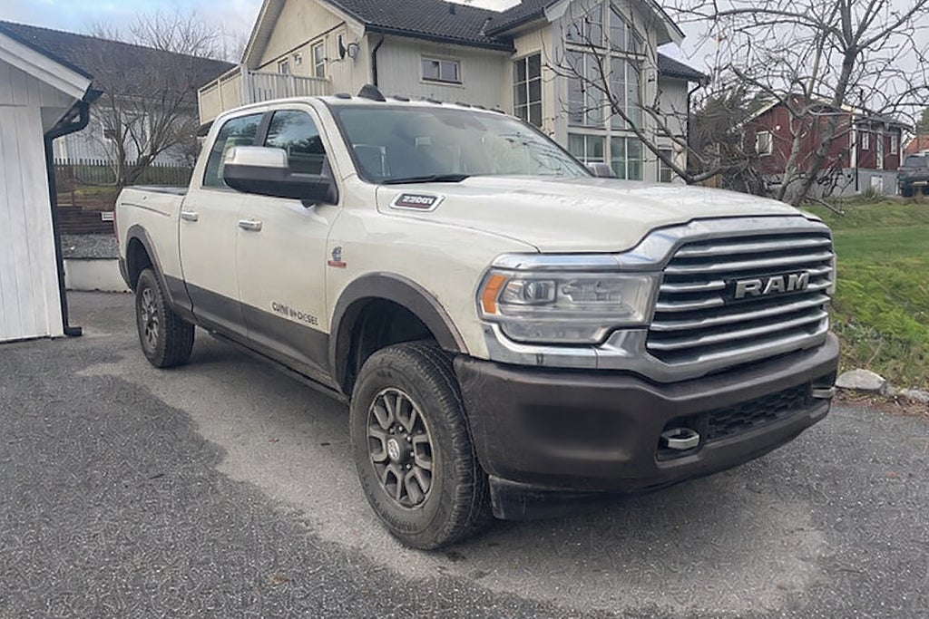 Dodge Ram 3500 Longhorn Edt 6,7L Cummins 370 HK  Leasbar