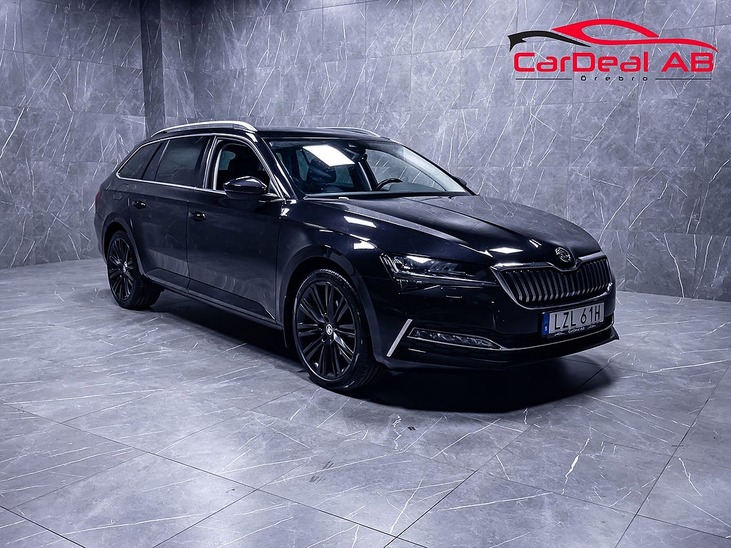 Skoda Superb iV Kombi 1.4 TSI Cockpit Canton Kamera Ambient CarPlay