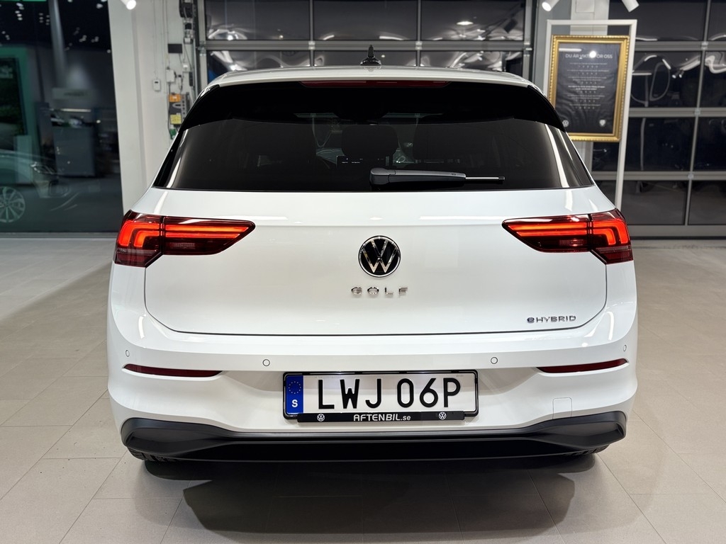 Volkswagen Golf E-hybrid Plug in 2025, bild 7/44