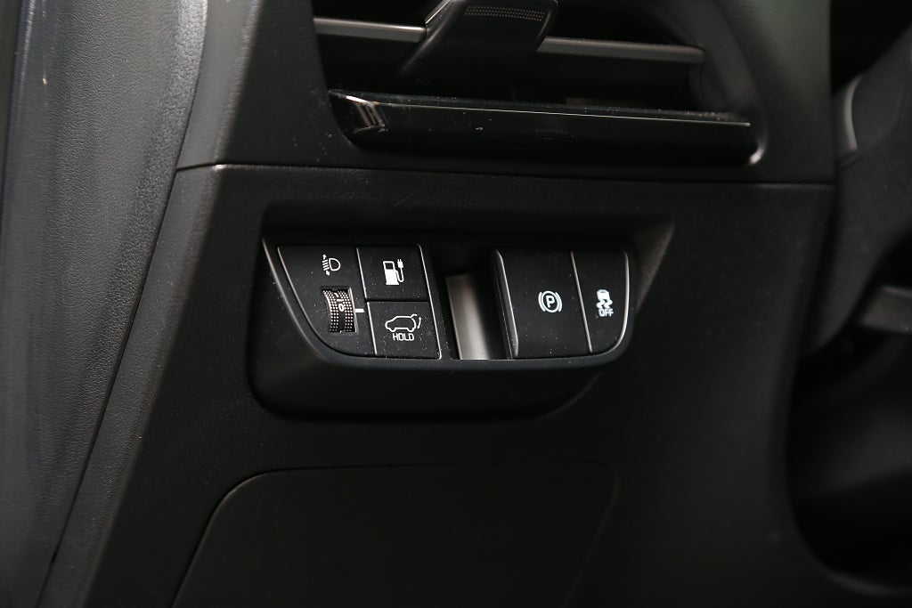 Kia EV6 77.4 kWh 325hk PLUS AWD 360°-kamera Skinn Leasbar 2023