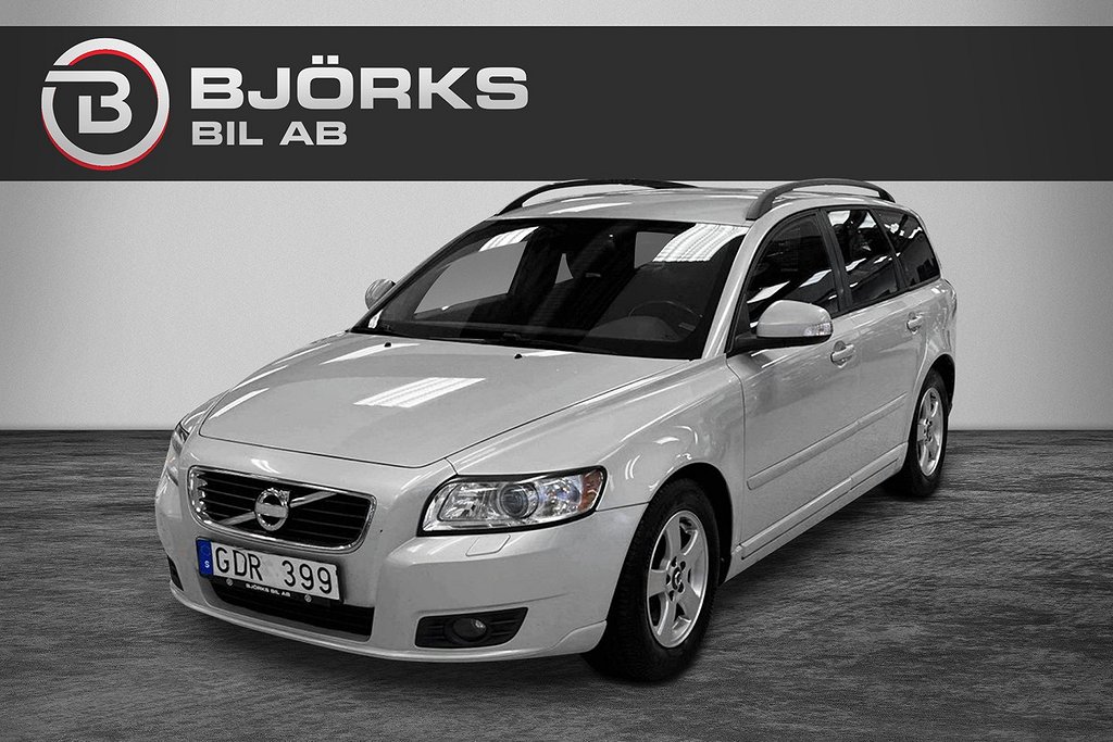 Volvo V50 D2 Momentum Drag Värmare PDC Nyservad 116hk 