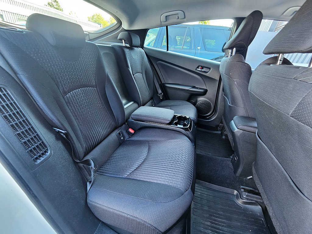 Toyota Prius Plug-in Hybrid 1.8 VVT-i Plug-in CVT, 123hk, 2019