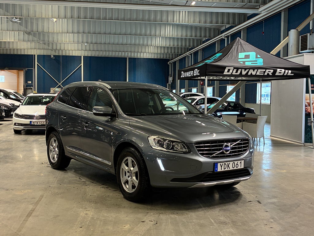 Volvo XC60 D4 AWD Aut Summum | Drag | V-hjul | Värmare