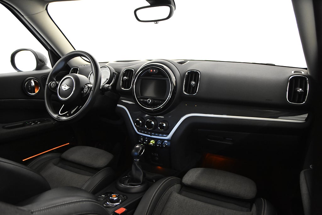MINI Countryman 2018 - miniatyr 15